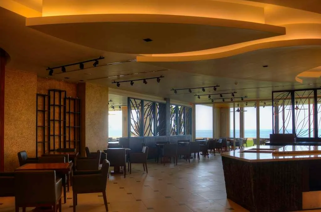 Sentido Heritance Negombo Hotel